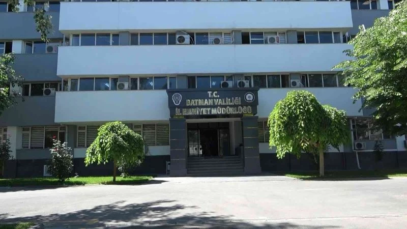 Batman’da telefonlara sızarak kişilerin bilgilerini ele geçiren 6 kişi operasyonla yakalandı
