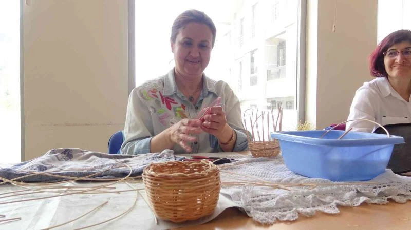 Unutulmaya yüz tutmuş sepetçilik, kadınların ellerinde canlanıyor
