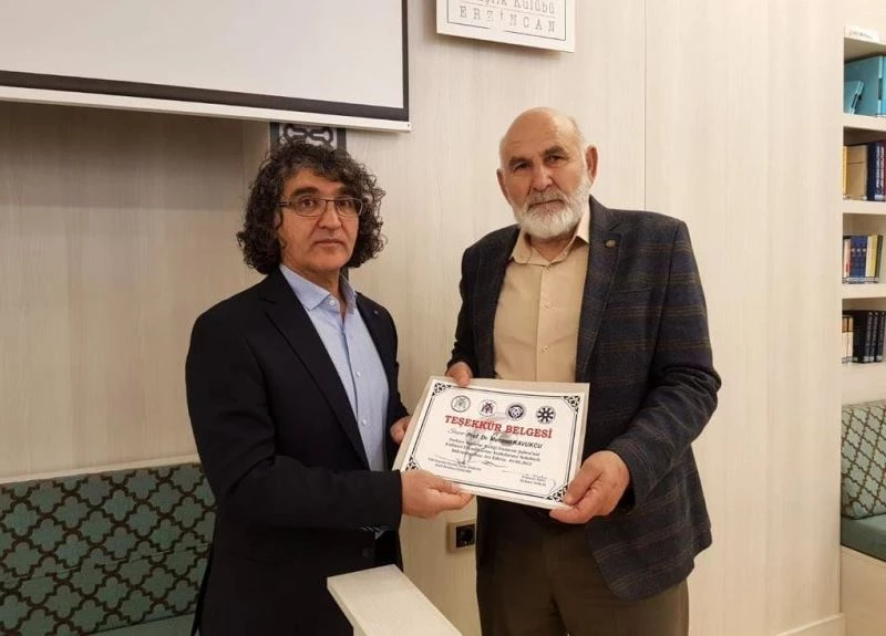 Prof. Dr. Kavukcu: “Performans toplumun geleceğini kurgulamaktır”

