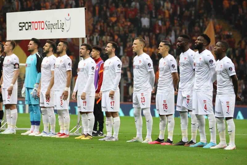 Sivasspor’da Kasımpaşa maçı öncesi 2 eksik bulunuyor
