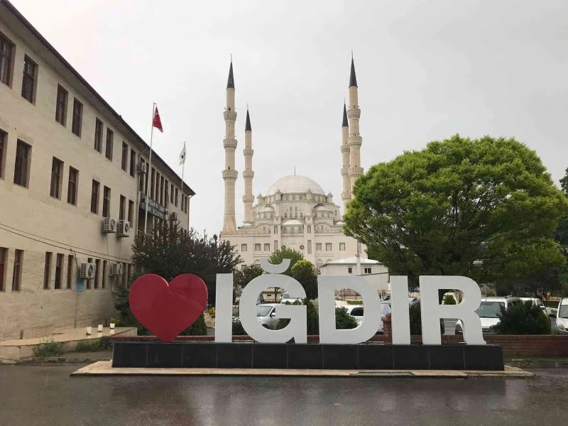 Meteoroloji uyarmıştı, Iğdır’da sağanak yağış etkili oluyor
