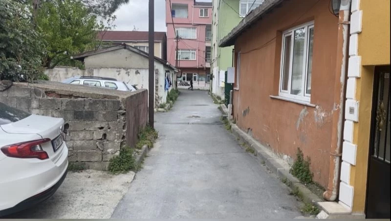 İstanbul’da elti dehşeti: Sokak ortasında tabancayla ağzından vurdu
