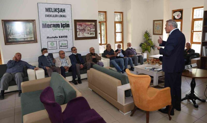Meram’daki emekli lokallerinde öğrenmenin yaşı yok
