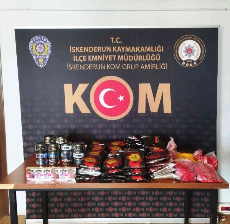 Arsuz’da nargile tütünü ve makaron operasyonu