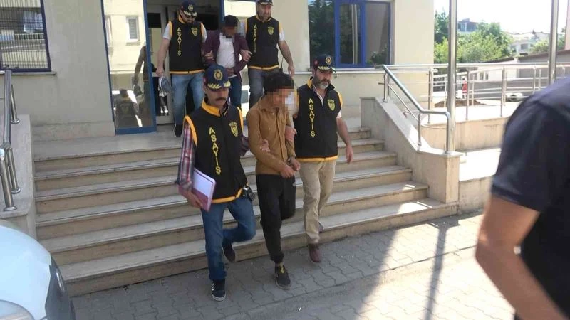 Yalova’da yakalanan 2 telefon dolandırıcısı adliyeye sevk edildi
