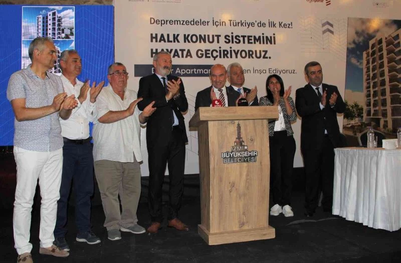 Depremzedeler için Halk Konut modelinde imzalar atıldı
