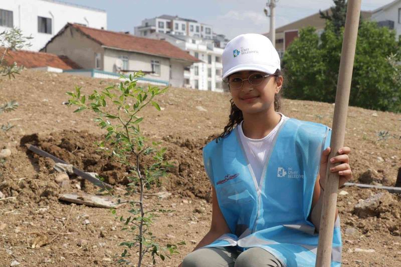 Atık yağlar çocuklar için fidana dönüştü
