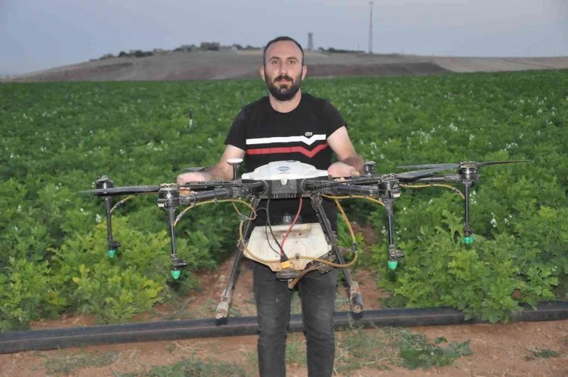 Mardin Ovası’nda 20 bin dönüm arazi dron ile ilaçlandı: 2 milyon 800 bin liralık tasarruf
