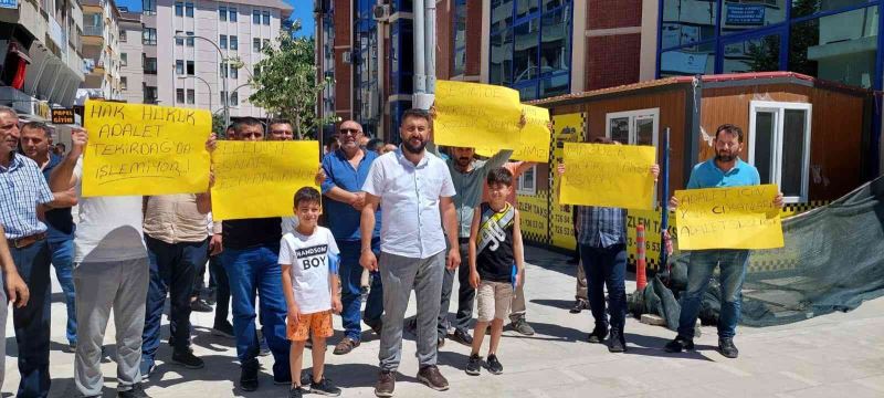 Taksiciler CHP’li büyükşehir belediyesine tepki için adalet yürüyüşüne çıkacak
