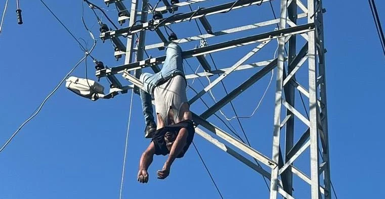 Elektrik Direğinde Can Verdi