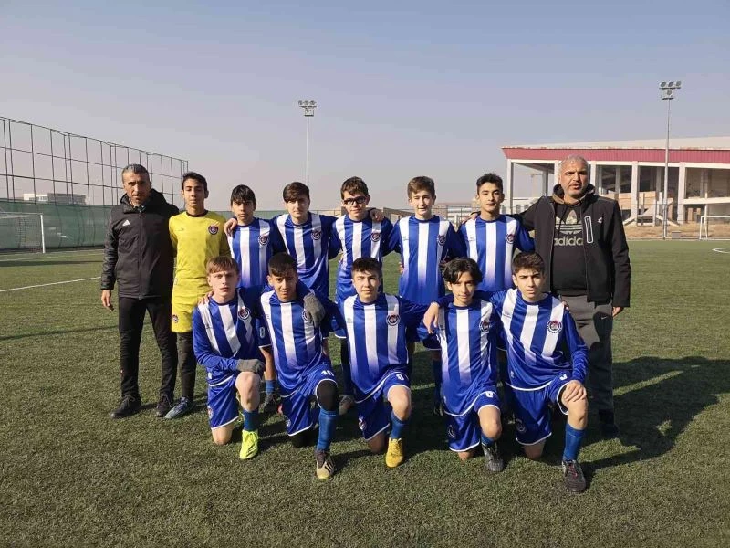 Sincan Belediyespor U14 Futbol Takımı namağlup şampiyon
