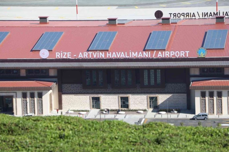 Rizeliler İstanbul ve Ankara dışındaki illerden de havalimanlarına sefer yapılmasını istiyor
