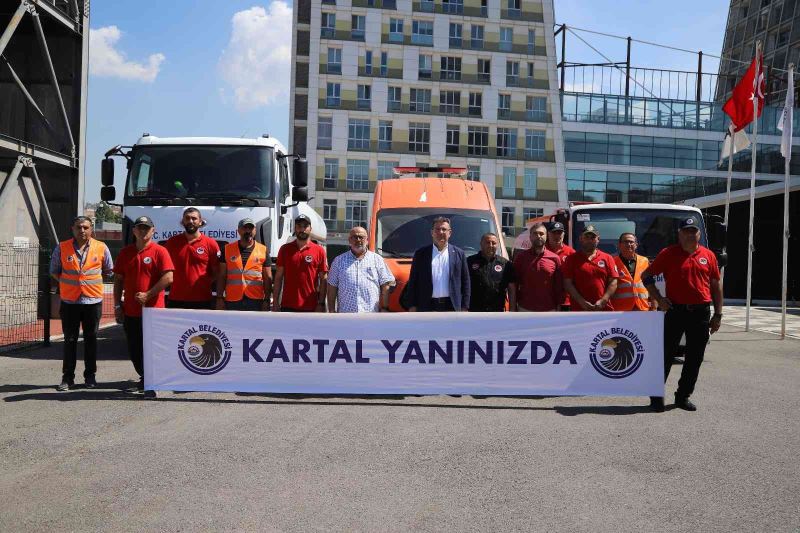 Kartal Belediyesi Sivil Savunma Uzmanlığı ekipleri, Marmaris yangını için yola çıktı
