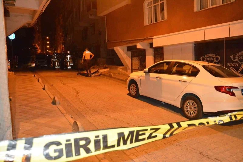 Evini ilaçlattı, binadaki vatandaşlar zehirlendi: 16 kişi hastaneye kaldırıldı
