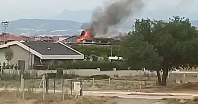 Yanan eve ilk müdahaleyi bölgede görevli sulama ekibi yaptı
