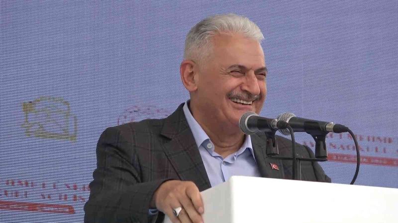 Binali Yıldırım’dan ’esprili’ açılış: 