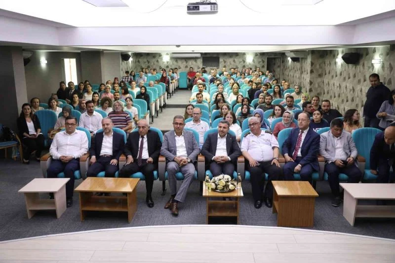 Muhtarlar sigarayı bırakmada 