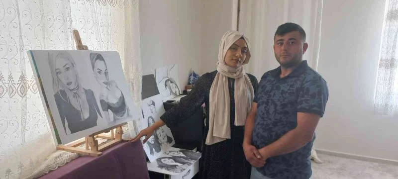 Mardinli ev hanımı hobi olarak başladığı resim sanatını ticarete döktü
