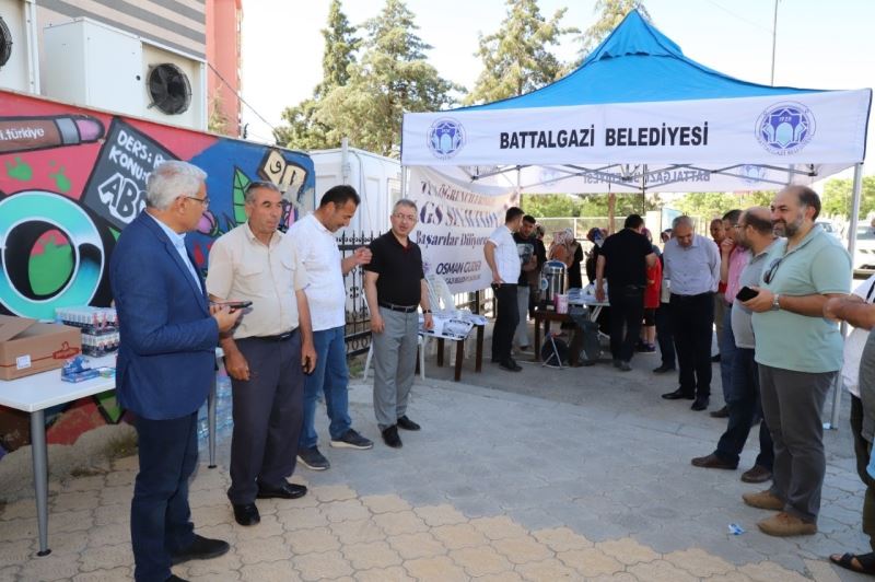 Güder’den LGS’ye giren öğrencilere destek ziyareti
