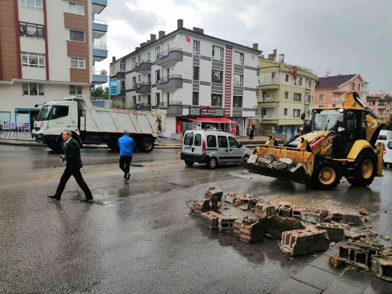 Başkan Altınok’tan ABB’ye uyarı: “Ankara’nın altyapısı acilen yenilenmeli”
