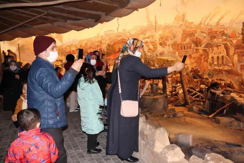 Panorama 25 Aralık Müzesini 5 ayda 100 bin kişi ziyaret etti
