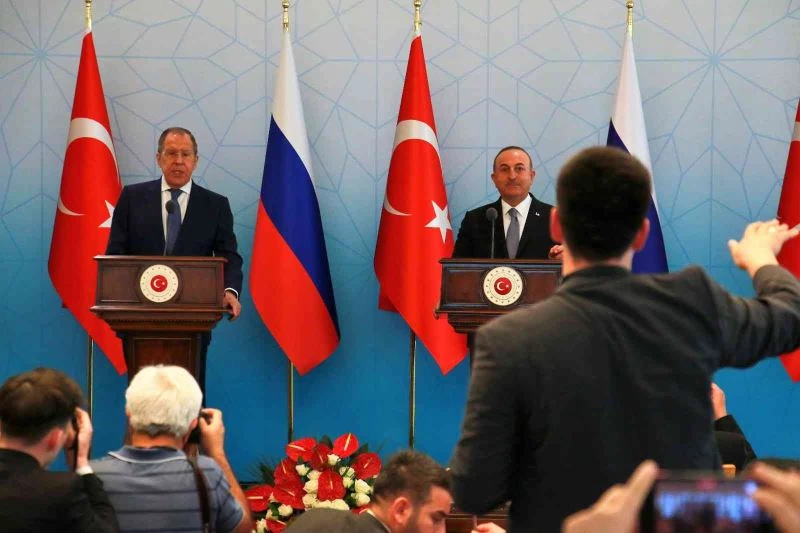 Rusya Dışişleri Bakanı Lavrov: “Tahılların limanlardan çıkması için Zelenski’nin sadece talimat vermesi gerekiyor”
