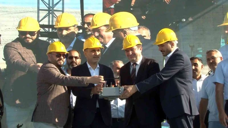 Arnavutköy’de Kabotaj Bayramı kutlamaları renkli görüntüler oluşturdu
