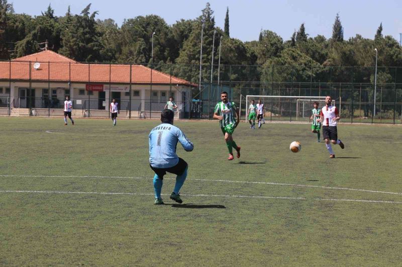 Çameli Belediyespor futbolda geleceğin yıldızlarını arıyor
