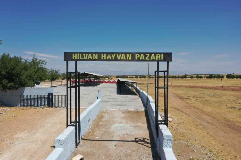 Hilvan Hayvan Pazarı Kurban Bayramına hazır hale getirildi
