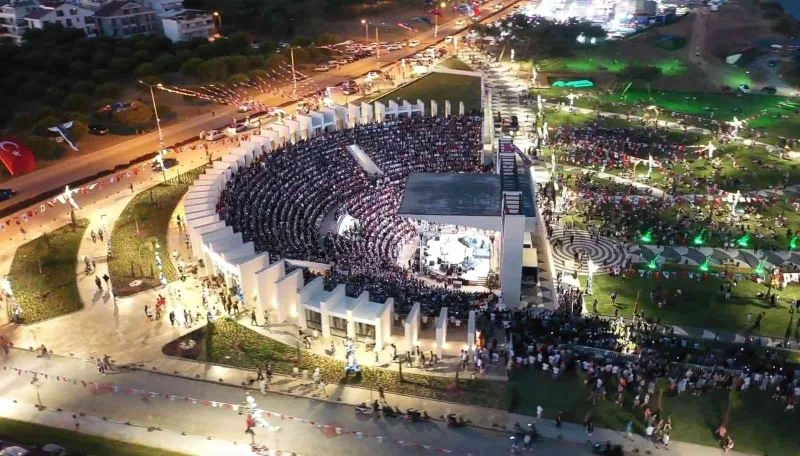 Didim Amfi Tiyatro kentin yeni gözdesi oldu
