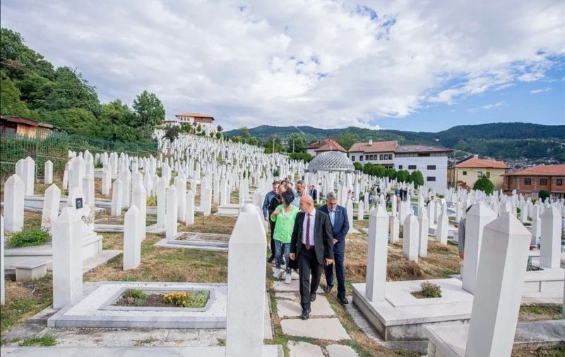 Başkan Soyer ve İzmir heyeti Srebrenitsa’yı yerinde anacak
