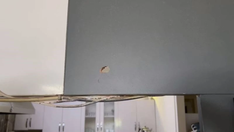 Kar maskeli saldırgan dükkan bastı, kurşun yağdırdı
