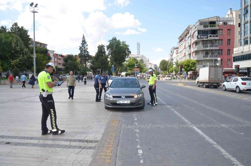 Uşak’ta bin 638 sürücüye para cezası
