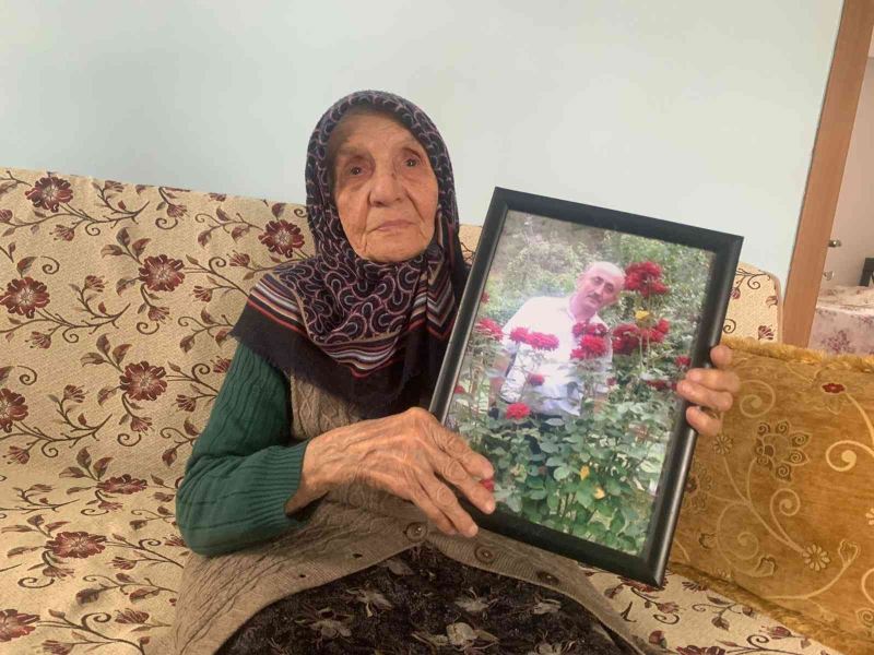 15 Temmuz’da 2 oğlunu ve damadını şehit veren 96 yaşındaki Kızılcahamamlı Muzaffer Gülşen ninenin gözyaşları dinmiyor
