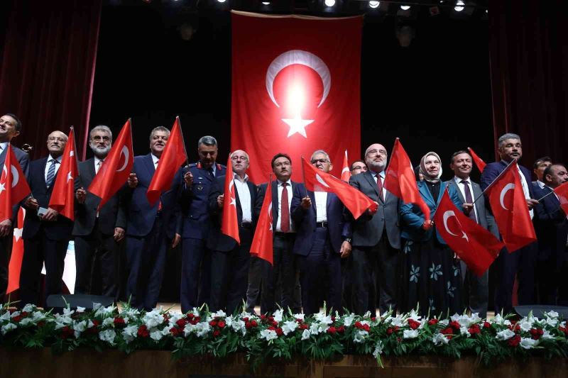 Dr. Murat Yılmaz:”15 Temmuz’da istenen Türkiye’nin devlet kapasitesini çökertmekti”
