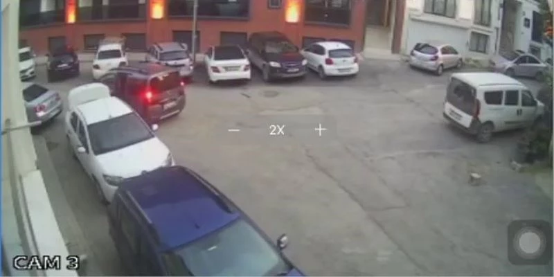 Eyüpsultan’da hırsızlar park halindeki araçlara dadandı
