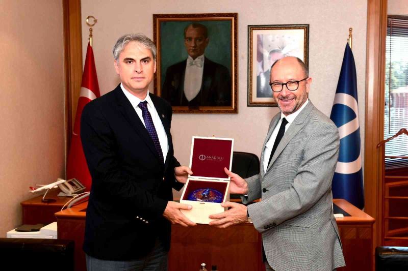 New York Tirana Üniversitesi Rektörü Prof. Dr. Erdemir’den Rektör Erdal’a ziyaret
