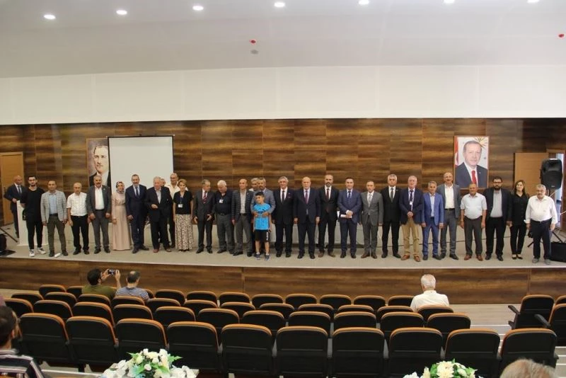 “Dede Korkut’un Manevi Mirasında Türk Dünyası” konulu sempozyum gerçekleşti
