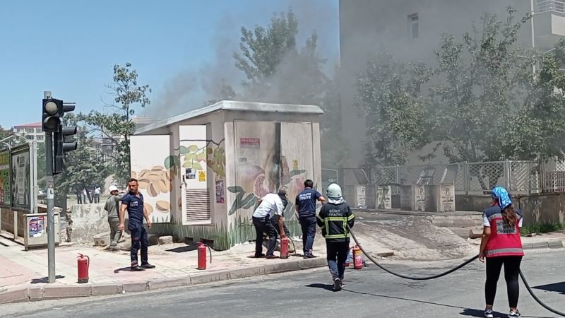 Siirt’te trafoda çıkan yangın söndürüldü
