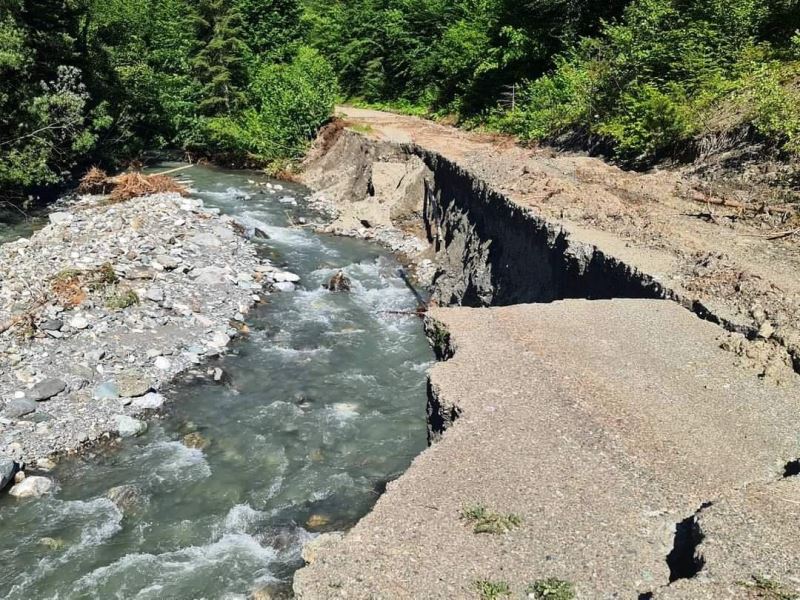 Selde zarar gören orman yolları onarılıyor
