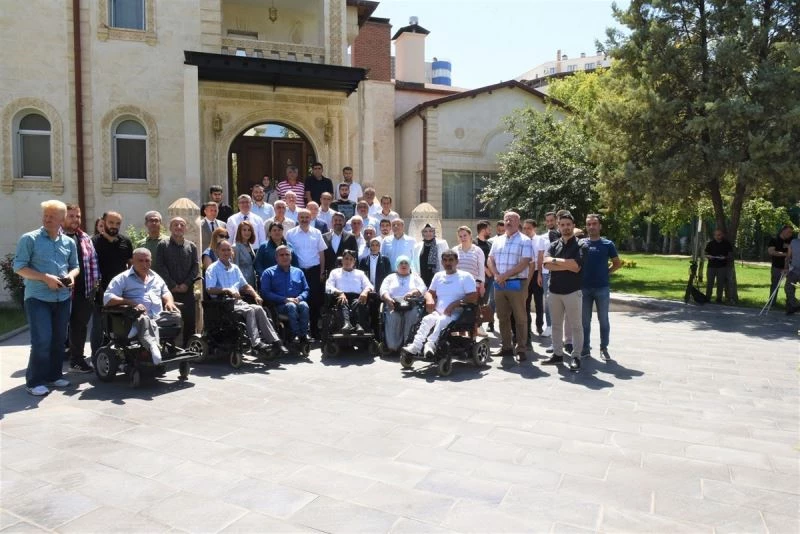 Batman’da yapılması planlanan ’Engelsiz Yaşam Külliyesinin’ tanıtımı yapıldı
