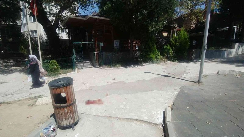 Bursa’da şikayetinden vazgeçmeyen muhtara kurşun yağdırdı
