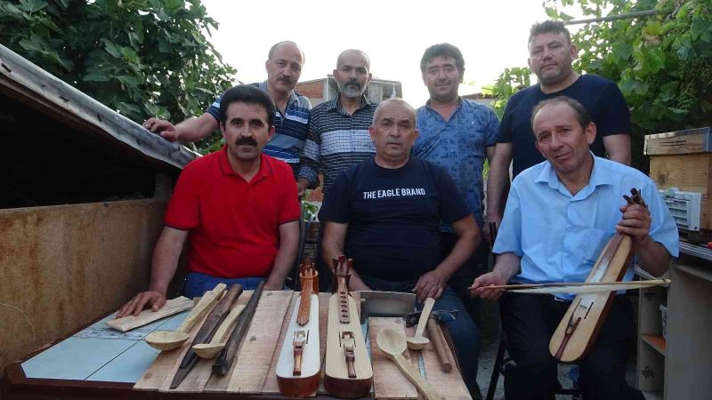 (Özel) Yetmiş yıl önce göçtükleri köyün geleneklerini Bursa’da yaşatmaya çalışıyorlar
