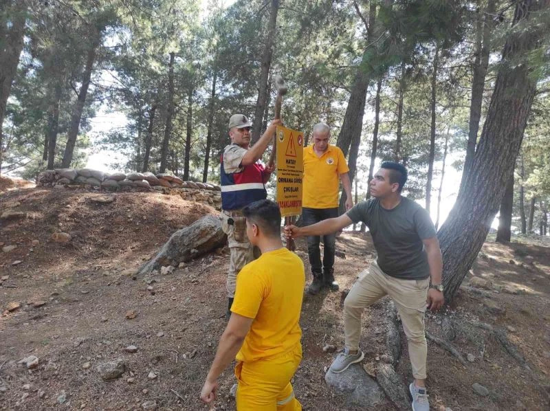 Orman yangınlarına karşı uyarı levhaları yerleştirildi
