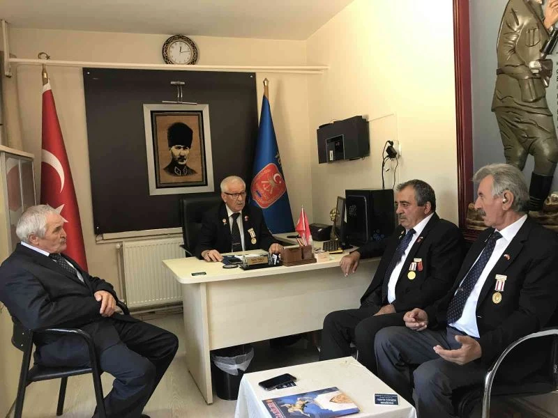  Eskişehirli Kıbrıs gazileri o günleri anlattı
