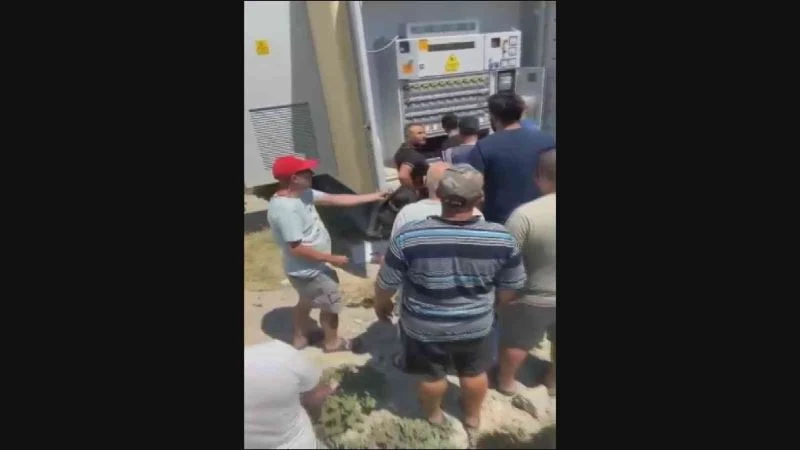 Kuşadası’nda sık sık elektrik kesintisine neden olan 