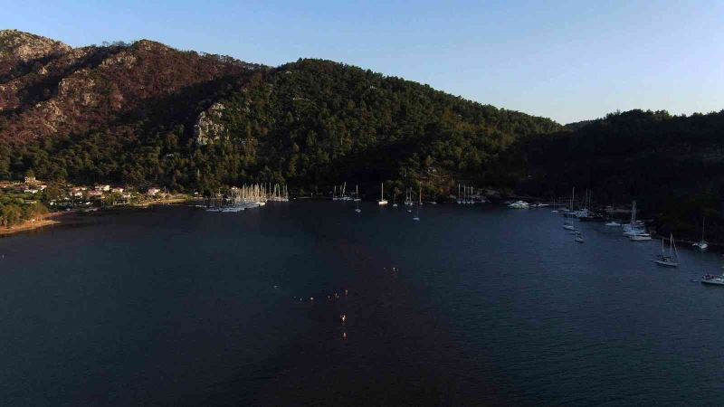 Marmaris’in dünyaca ünlü plajı Kızkumu ziyaretçi akınına uğruyor
