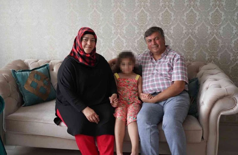 Sezgin çifti koruyucu aile oldukları Mira ile huzurlu bir hayata adım attı
