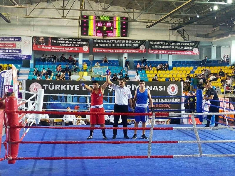 Çayırovalı boksörler, Kırıkkale’de 3. tura çıktı
