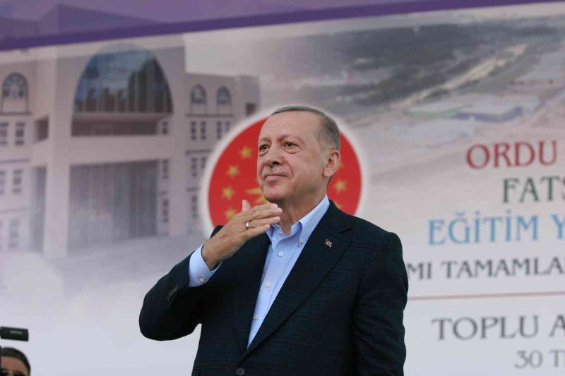 Cumhurbaşkanı Recep Tayyip Erdoğan, Ordu’da fındık fiyatlarına ilişkin yaptığı açıklamada, “Fındığın ortalamasını 54 lira olarak açıklıyorum. Bu yılın fındık alım fiyatının ülkemize hayırlı olmasını istiyoruz. TMO tüm hazırlıklarını tamamlamıştır.” dedi.